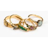 Four 18 ct gold dress rings, 15.8 grms approx.