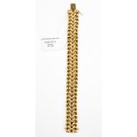 A 14 ct gold heavy curb bracelet,