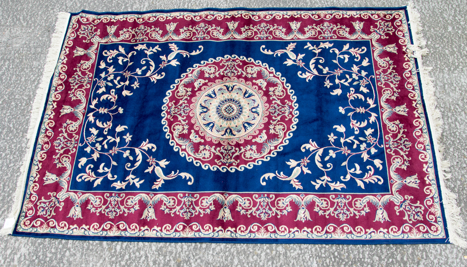 A blue ground Keshan rug 2.0m x 1.4m. - Image 2 of 3