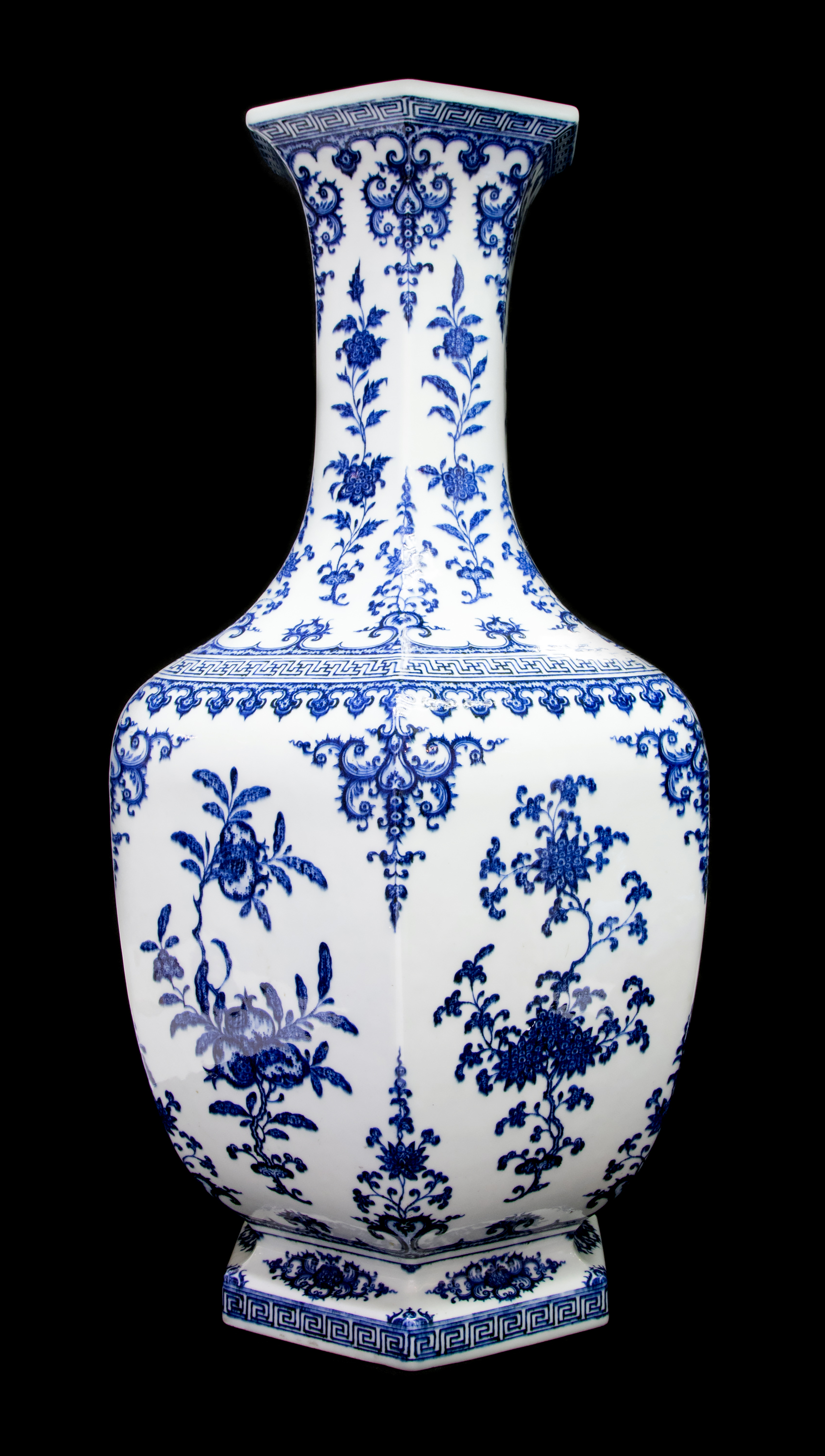 A fine Chinese blue and white vase, seal mark of Qianlong, of hexagonal mallet form,