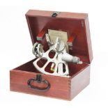 Freiberger No 721156 Trommelsextant, complete in box, IVER. C.
