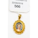 An 18 ct gold pendant, with portrait bust, gross weight approx. 4.0 grms, approx.