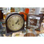 A Bakelite mantel clock (key) with a Metamec Dereham mantel clock (2)