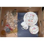 A mixed lot containing early 20th Century Posy pattern Crown Derby,