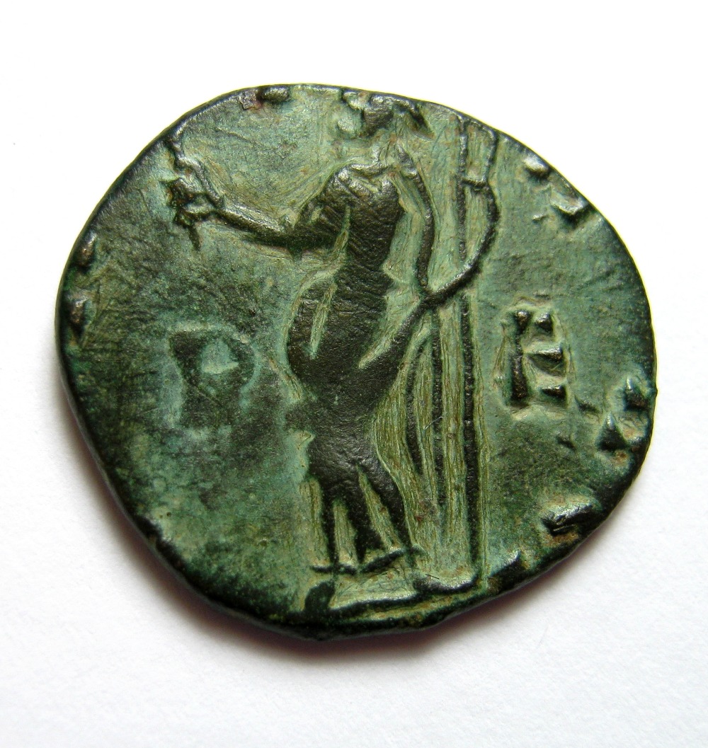 Carausius Bronze Antoninianus Rev. Pax standing left,PAX AVG, B and E in field 17mm/2. - Image 2 of 2