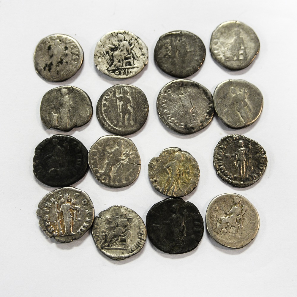 A Group of 16 Roman Silver Denarii To include coins of Commodus (6), Antoninus Pius (5), Hadrian, - Image 2 of 2