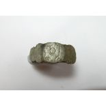 Roman Silver 'TOT' Finger Ring Flat band with triangular shoulders and circular bezel inscribed ToT,