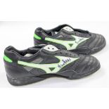 Football Memorabilia: A pair of David Platt signed Mizuno football trainers,