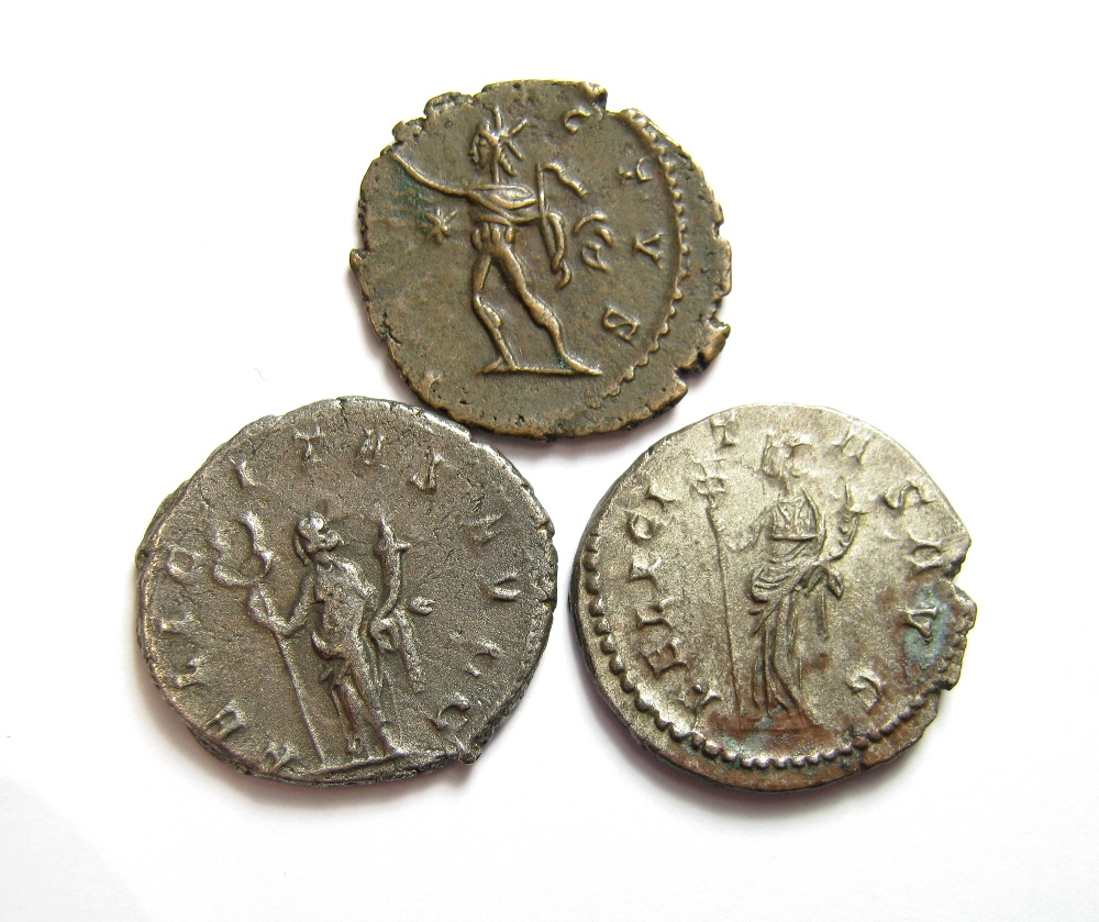 Three Roman Antoniniani, Valerian, Postumus Victorinus Valerian I Silver Antoninianus, - Image 2 of 2