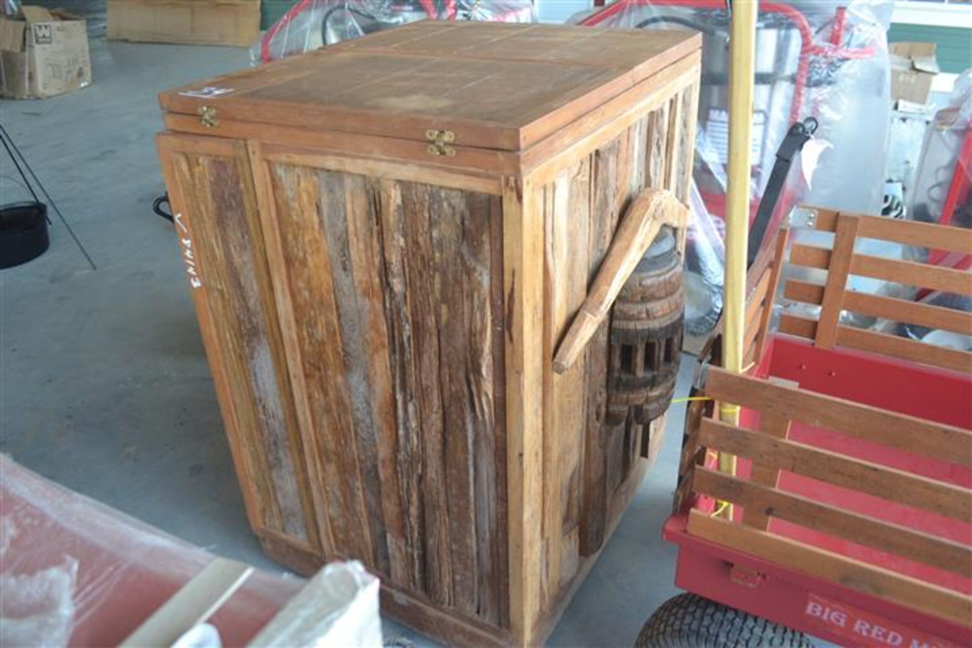 CUSTOM WOOD WINE CABINET - Image 2 of 3