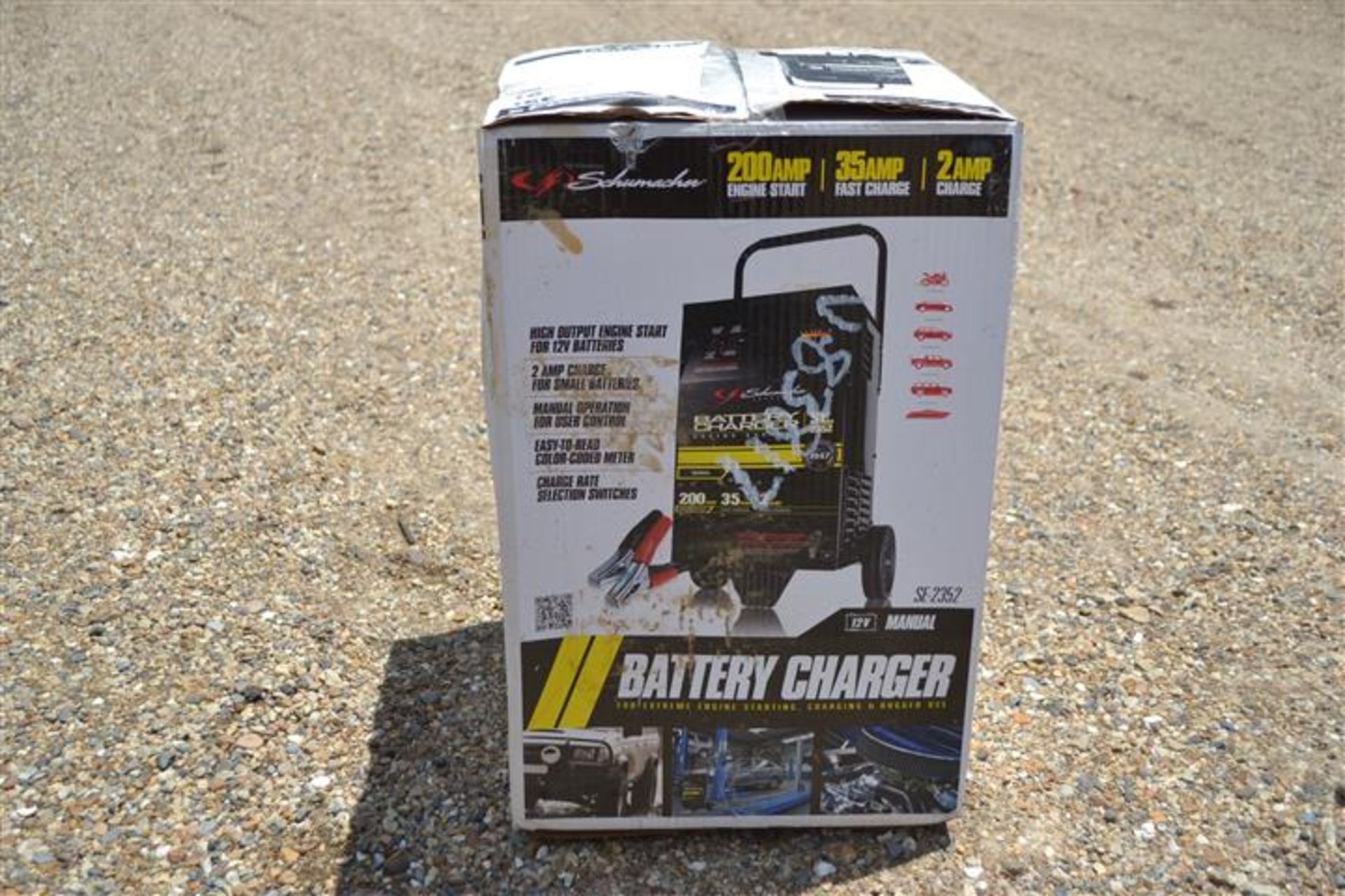 SCHUMACHER 200 AMP 110 VOLT BATTERY CHARGER