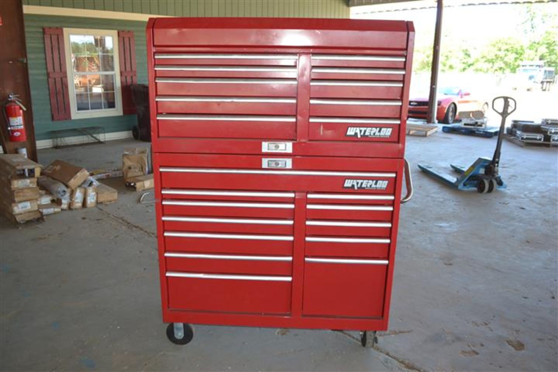 WATERLOO ROLL AROUND METAL TOOL BOX 46"X24"X66" - Image 4 of 4