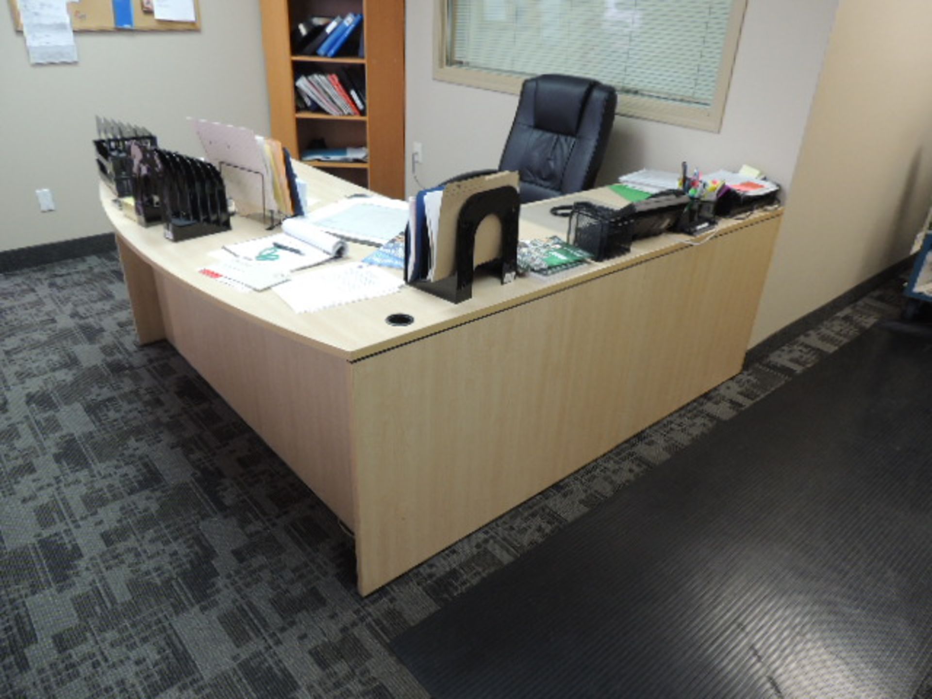 Office Furniture - Image 6 of 22