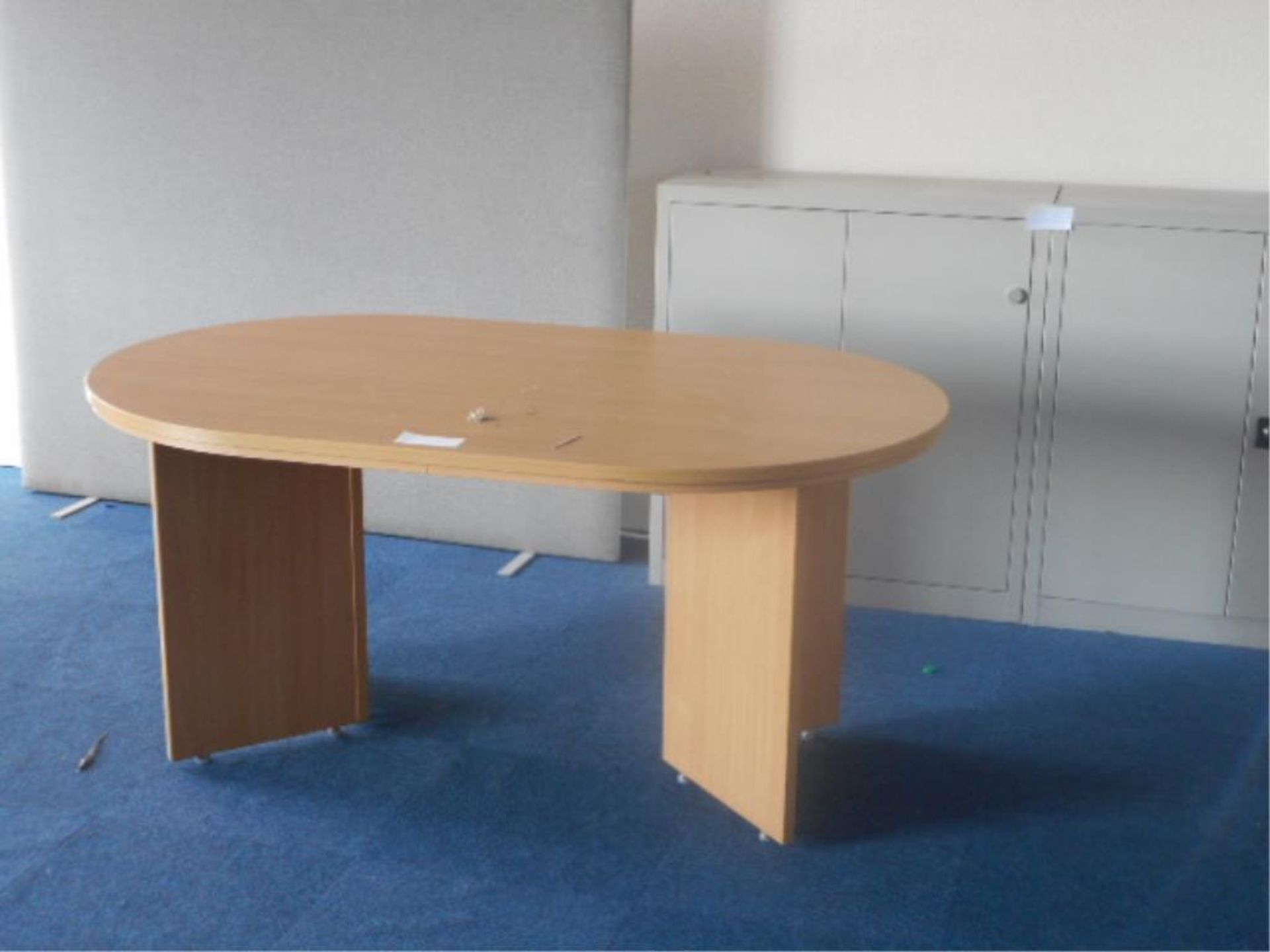 (3) Curved Veneered Workstations, Veneered Oval Table, (4) 3 Drawers Pedestals, (2) Single Pedestal - Image 3 of 4