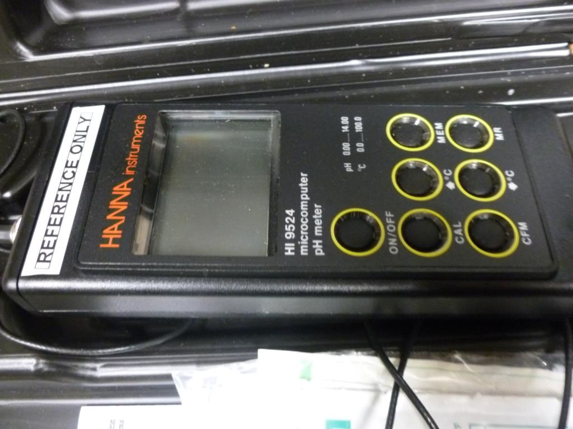 Hanna Hi 9524 Micro Computer Ph Meter, in Carry Case. HIT# 2053272. PRA Department. Asset Located at - Image 2 of 2