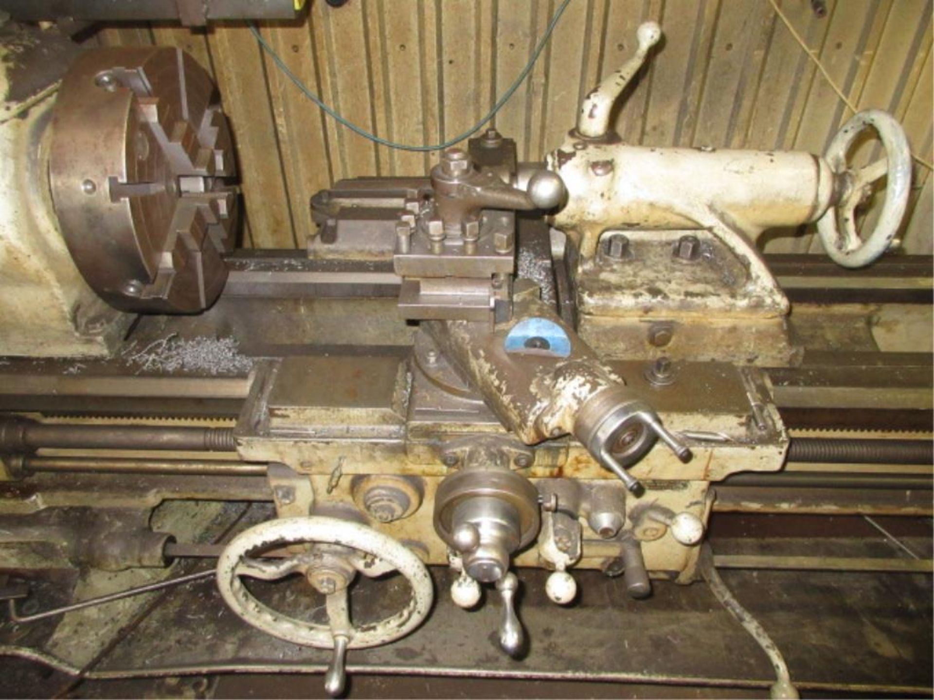 Monarch Engine Lathe. Monarch 16"CW Engine Lathe, (1942), actual swing 18.5, distance between - Image 6 of 8