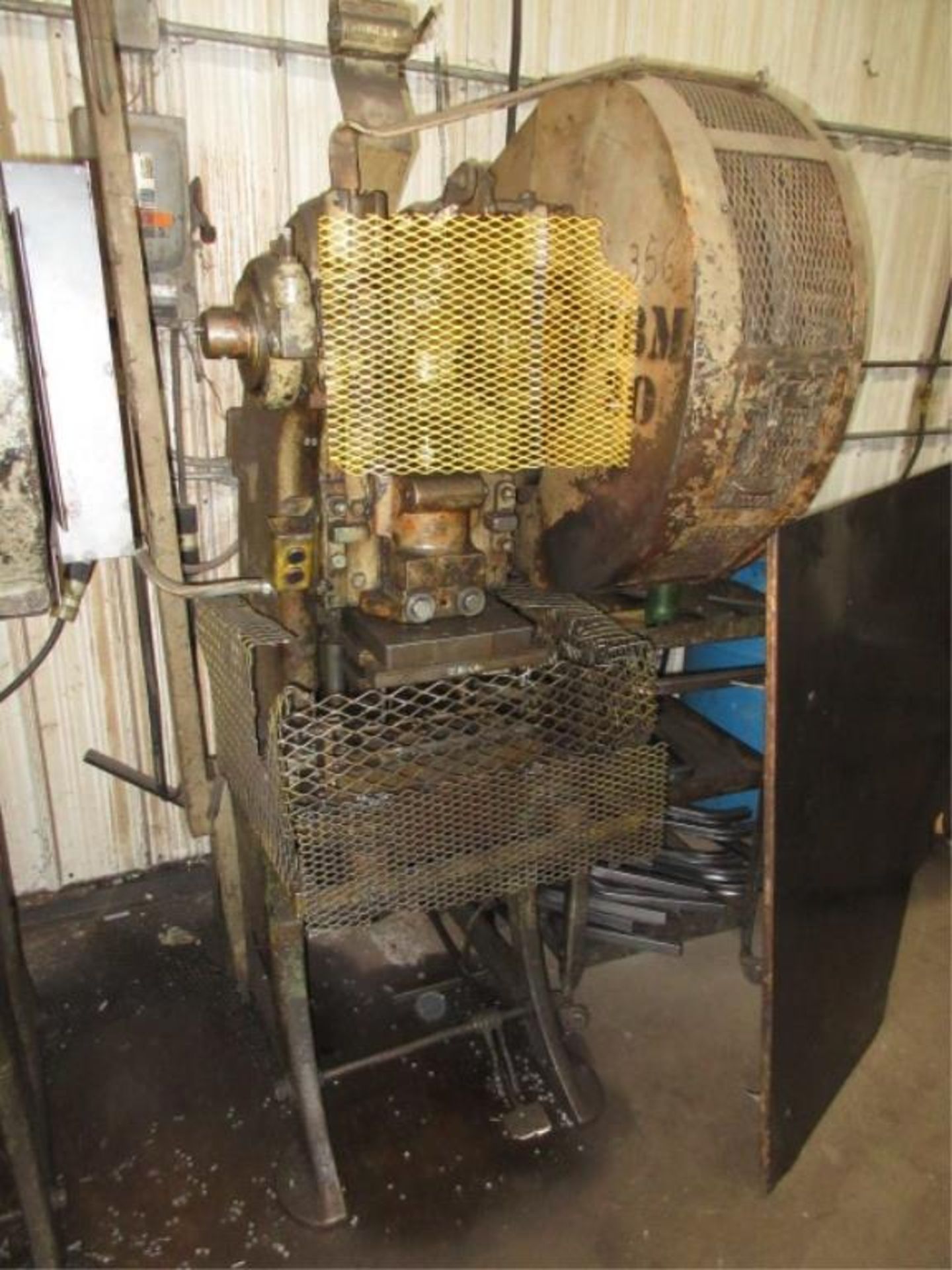 L & J OBI Punch Press . L & J No. 3 30-Ton OBI Punch Press, 230/460VAC. Asset# 1086. HIT# 2160201.