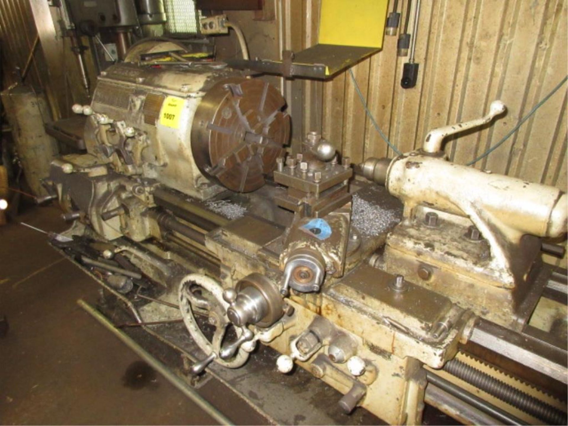 Monarch Engine Lathe. Monarch 16"CW Engine Lathe, (1942), actual swing 18.5, distance between - Image 3 of 8