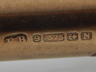 A Bakers perm-point 9ct gold propelling pencil, marks for 1937, with engraved inscription, - Image 2 of 2