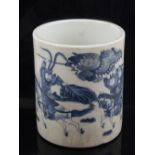 A Chinese blue and white brush pot, decorated with horsemen in battle. H. 15cm