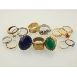 Costume jewellery, 15 rings, including gentleman's symbol ring.