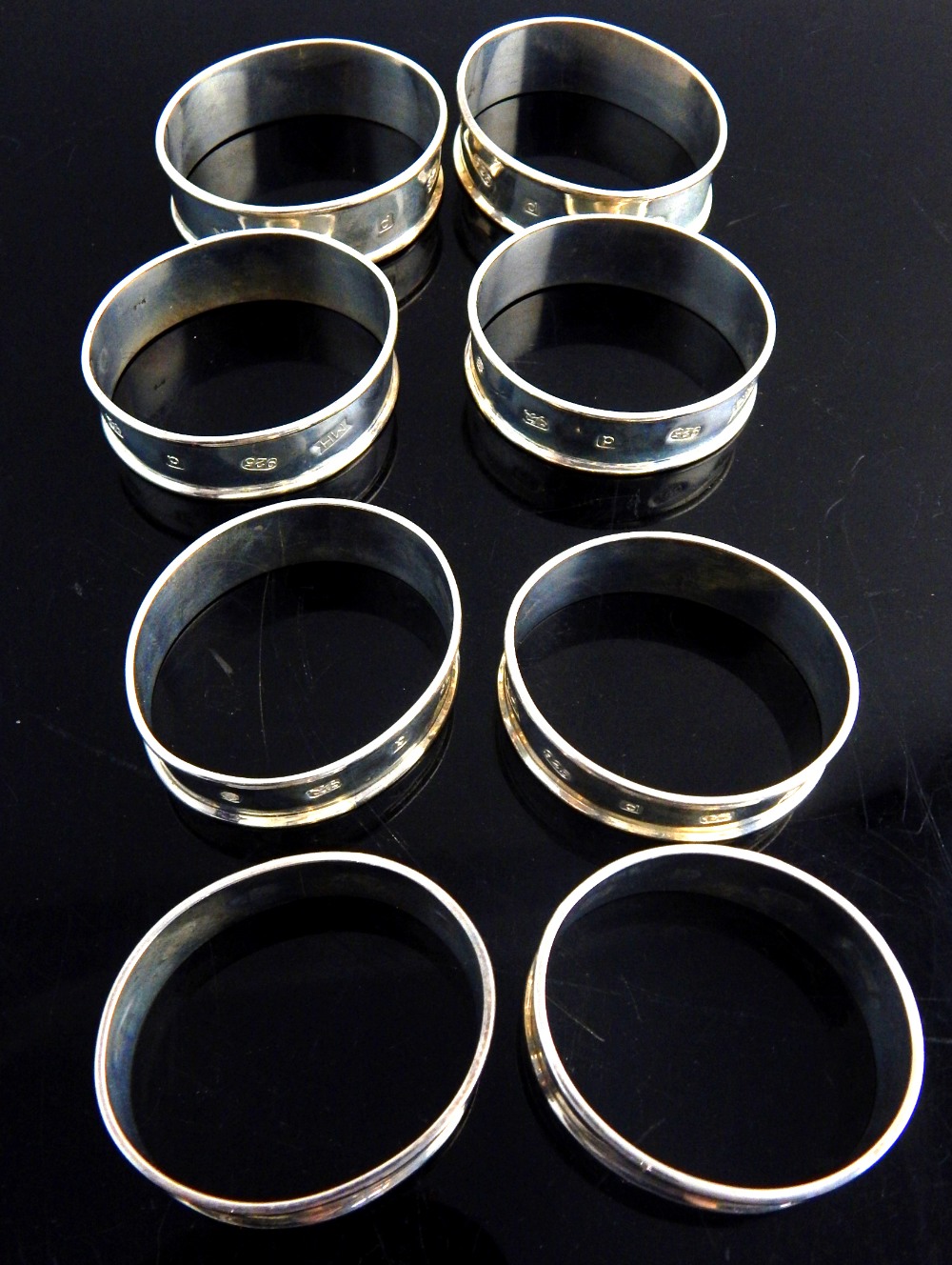 Matching set of eight oval silver napkin rings, c. - Image 2 of 4