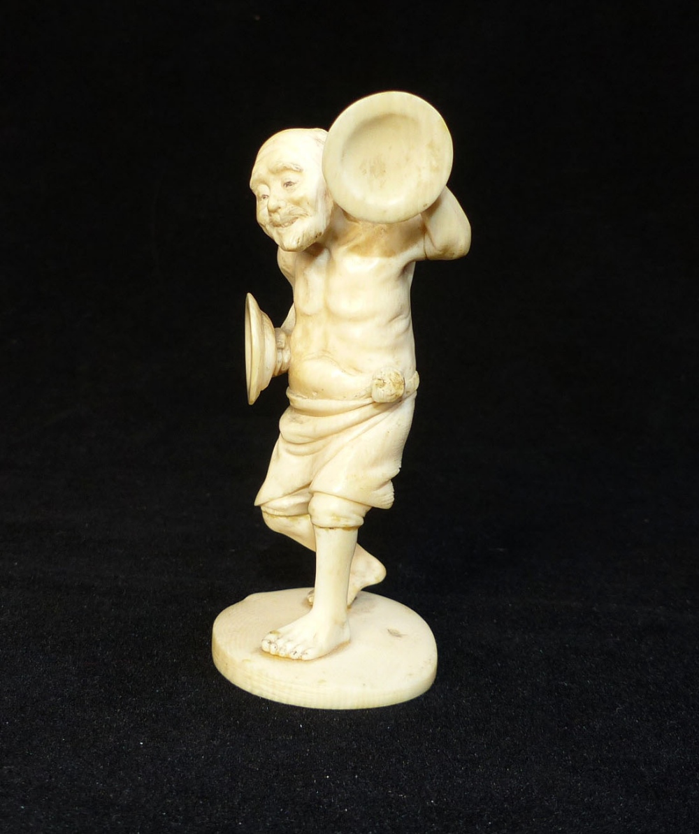 Carved antique ivory figure of a venerable cymbal player, - Image 3 of 5