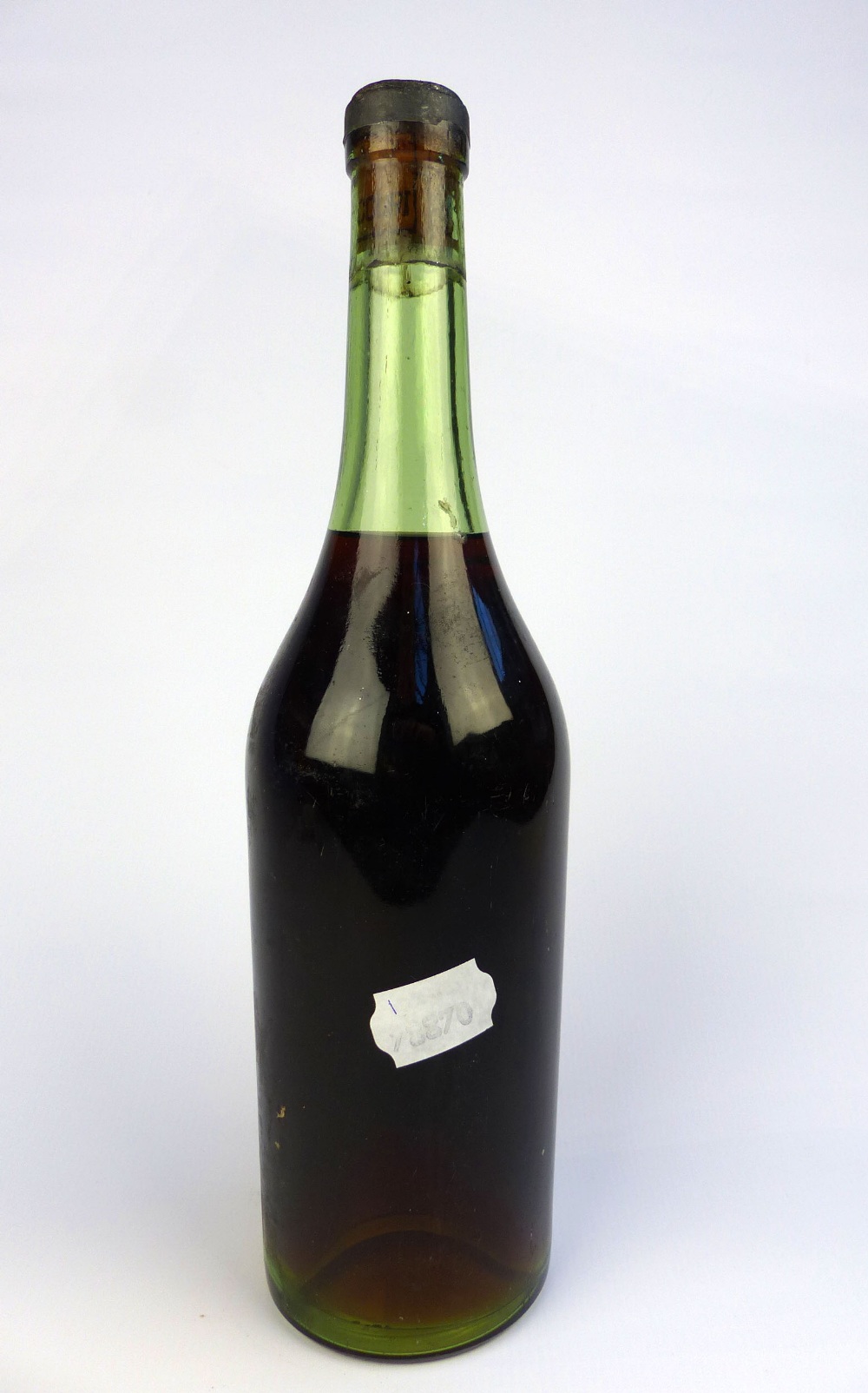 Napoleon Cognac, Baron de Harcourt. remnants of label shows 18... - Image 3 of 8