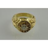 A gentleman's yellow gold diamond single stone ring (85 points exact weight)