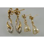 Two pairs of 9ct gold drop earrings