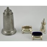 A pair of silver salts and a pepper, hallmarked Birmingham 1919,