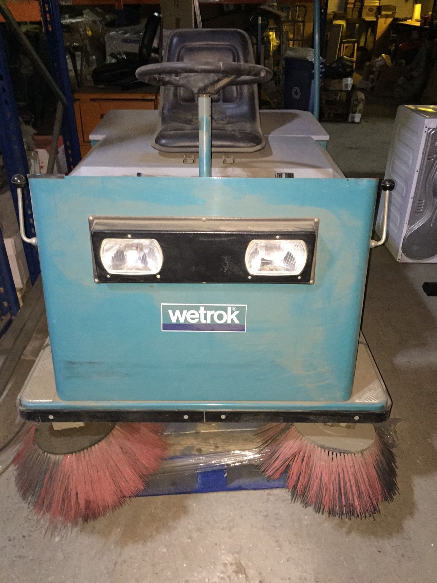 Wetrok Commercial Ride-On Floor Cleaning/Sweeping Machine - Complete With Charger and Key