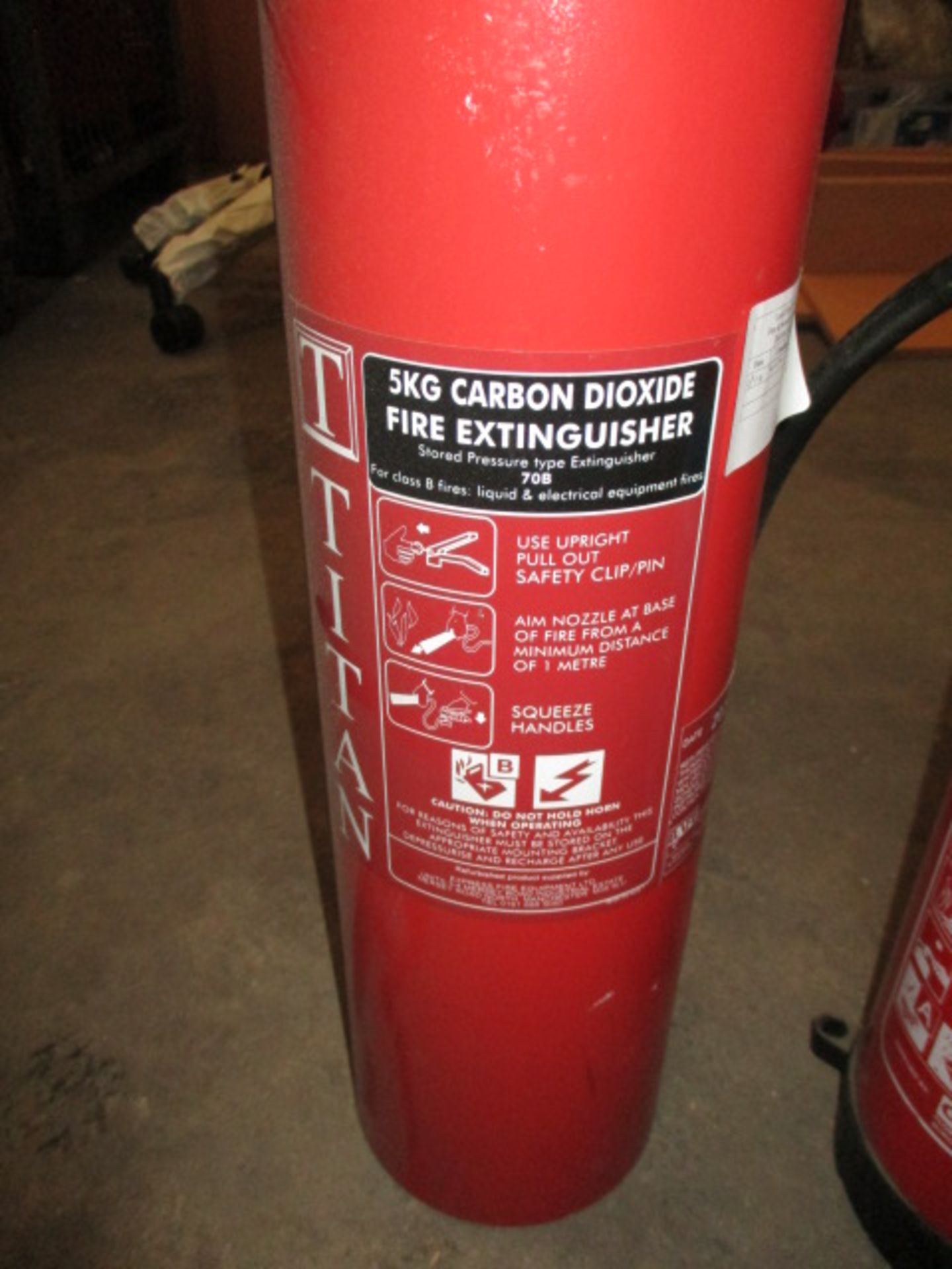 10 x Mixed Fire Extinguishers - Image 3 of 5