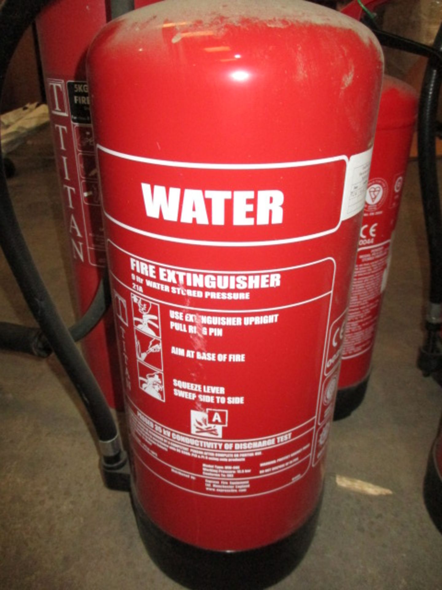 10 x Mixed Fire Extinguishers - Image 2 of 5