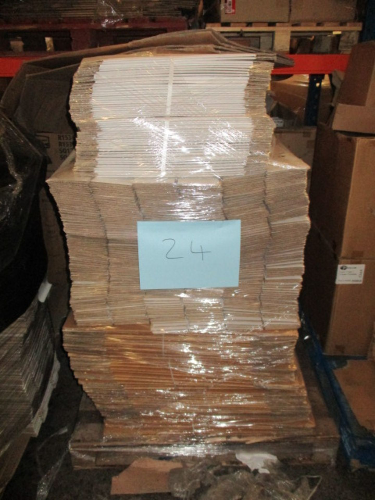 1 x Large Pallet of Mixed Size Cardboard Boxes