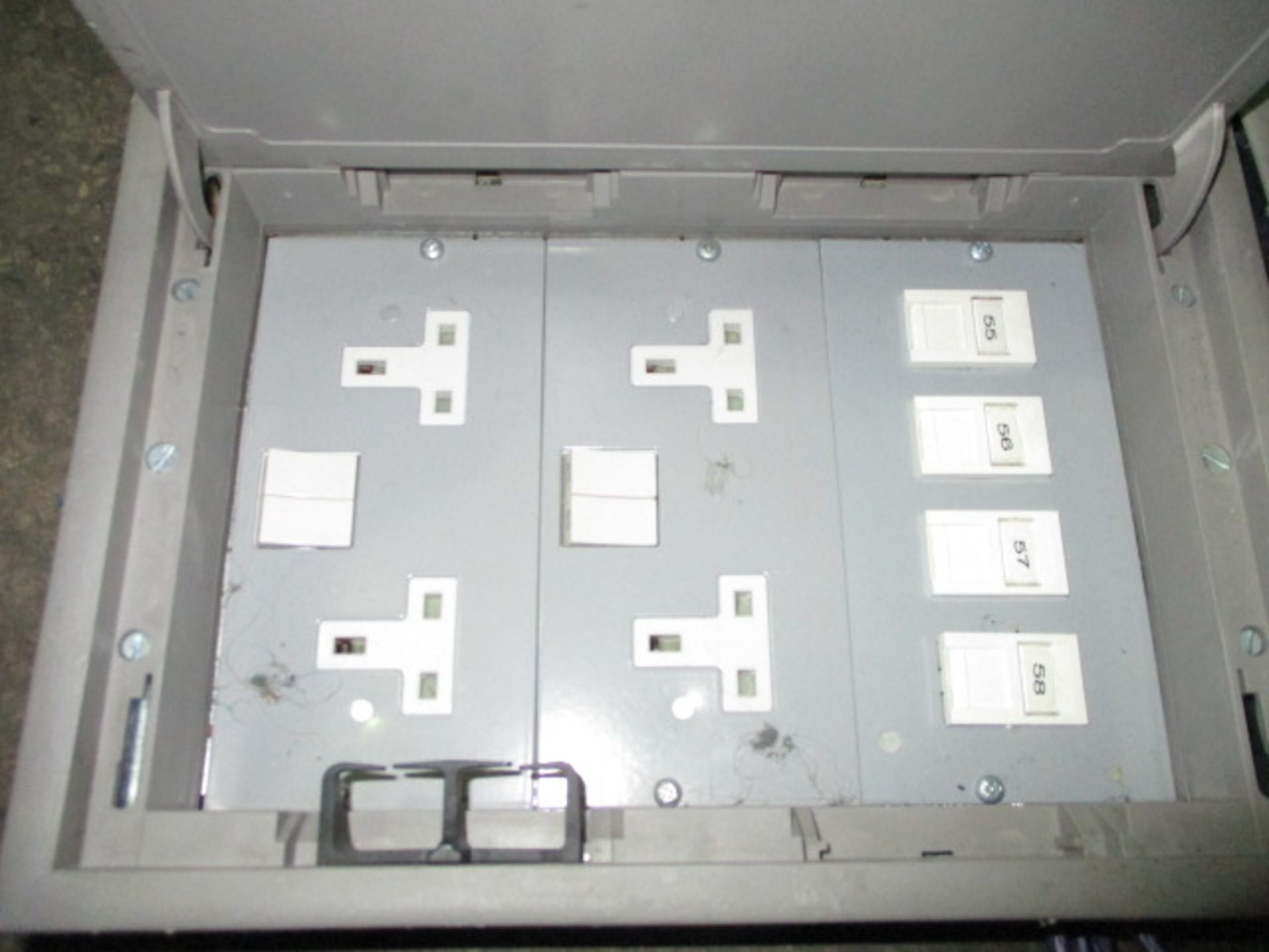 4 x Floor Socket Terminals - Image 2 of 4