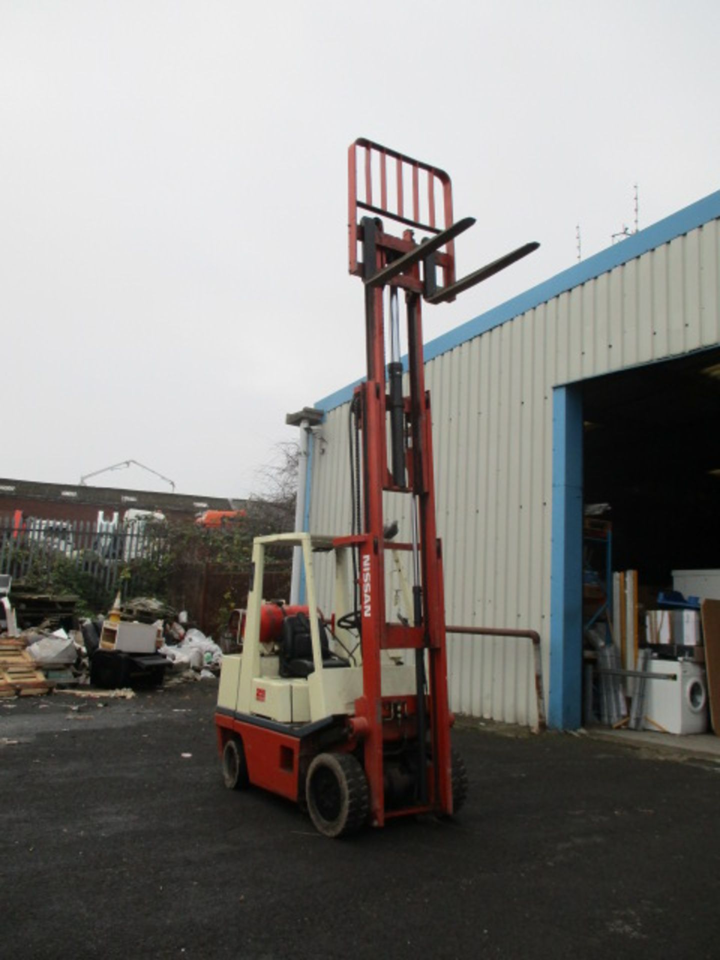 Nissan Gas Forklift Truck - Great Runner 2500KG