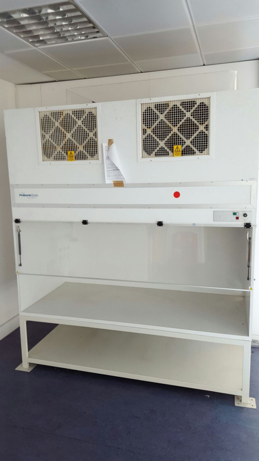 Stand Alone Laboratory Fume Hood