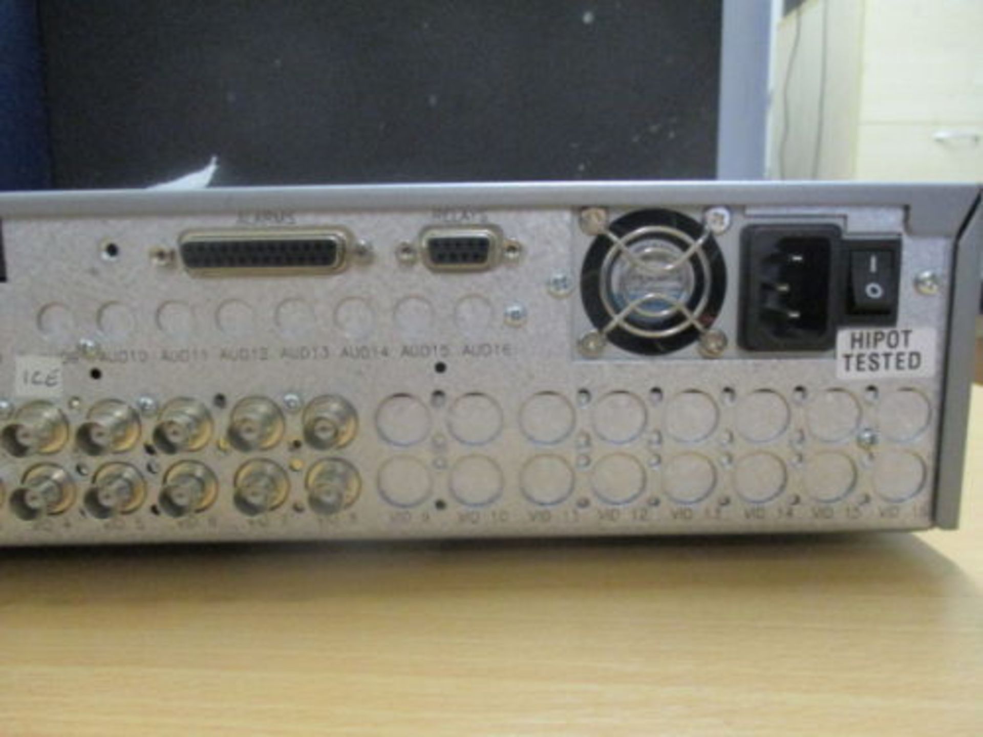 1 x Dedicated Micros DV-IP RT 8 Channel DVR 500GB HDD (RRP £2700) - Image 3 of 4
