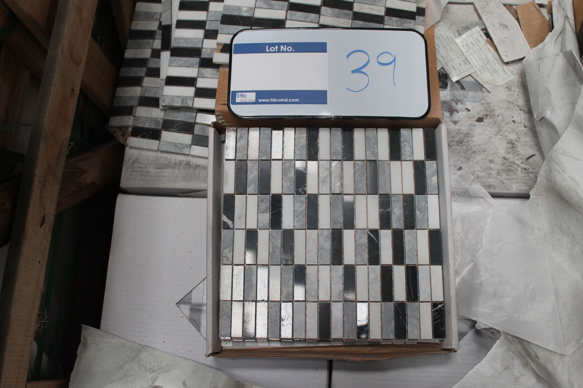 Description: Corinthian Polished TAB 15 x 48 x 7mm Mosaic 30X30, Quantity: 133, Quantity in m2: 11.