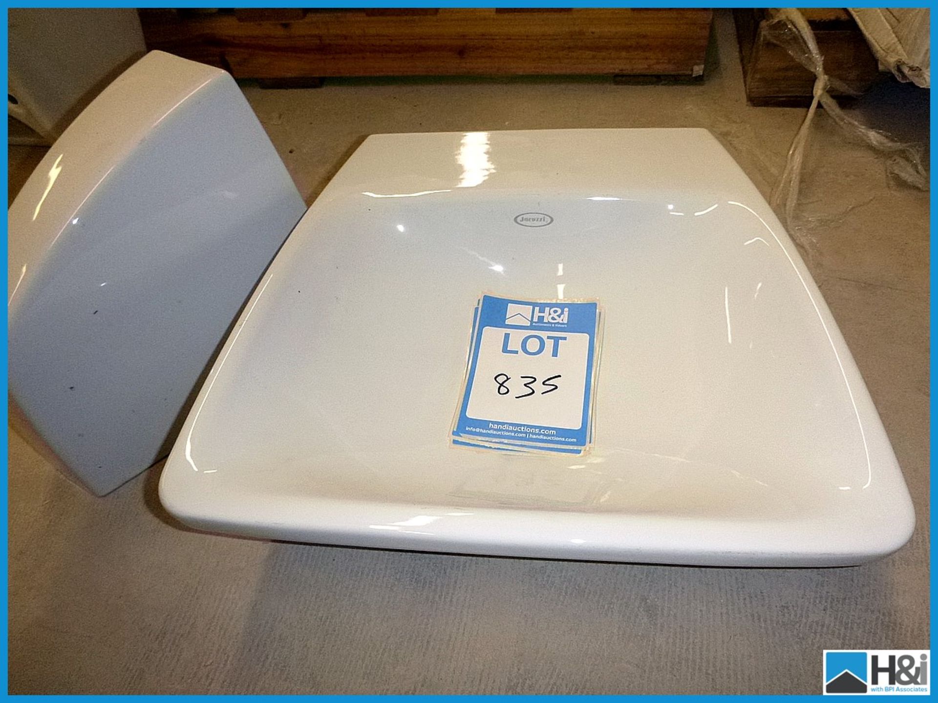 Jacuzzi Basin & Semi Pedestal 500mm x 400mm RRP £508 Appraisal: Viewing Essential Serial No: NA