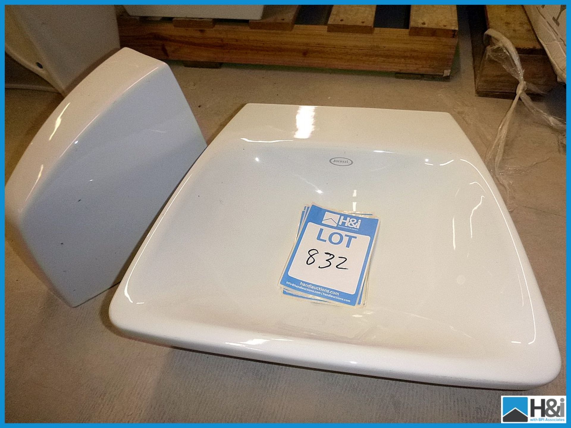 Jacuzzi Basin & Semi Pedestal 500mm x 400mm RRP £508 Appraisal: Viewing Essential Serial No: NA