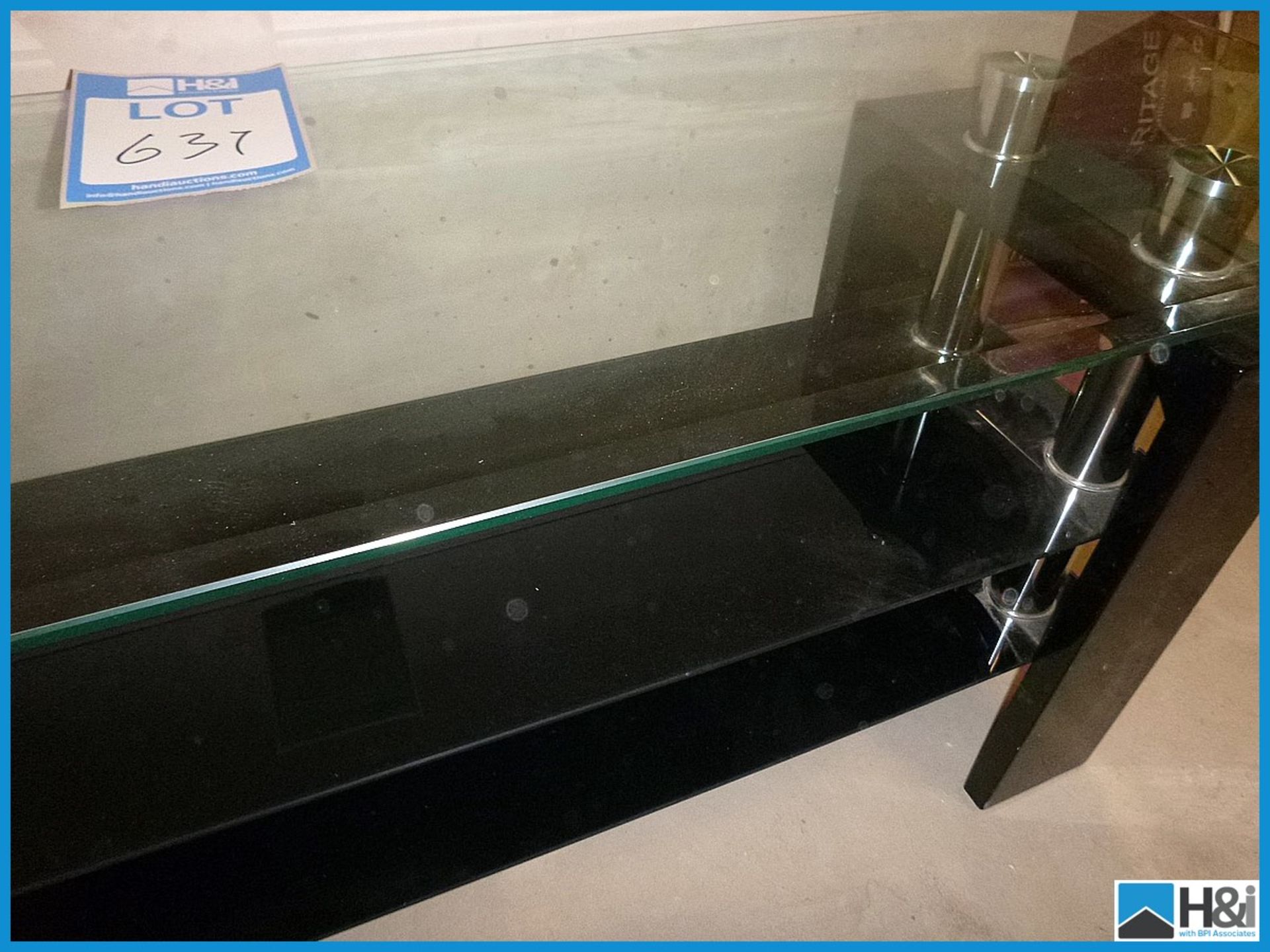 Stylish Black & Silver Tv Stand 1200mm x 400mm RRP £120 Appraisal: Viewing Essential Serial No: NA - Image 3 of 3