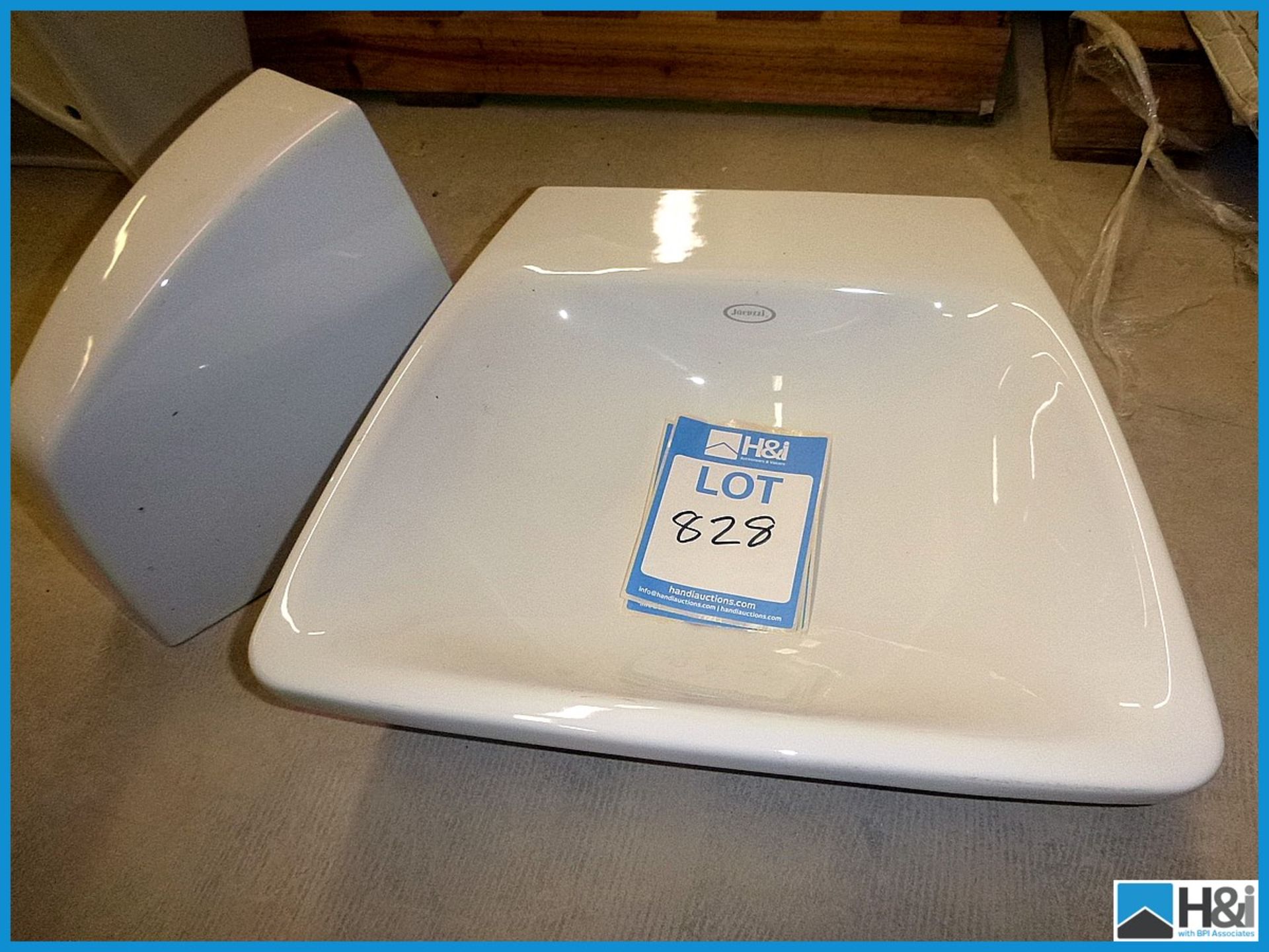 Jacuzzi Basin & Semi Pedestal 500mm x 400mm RRP £508 Appraisal: Viewing Essential Serial No: NA