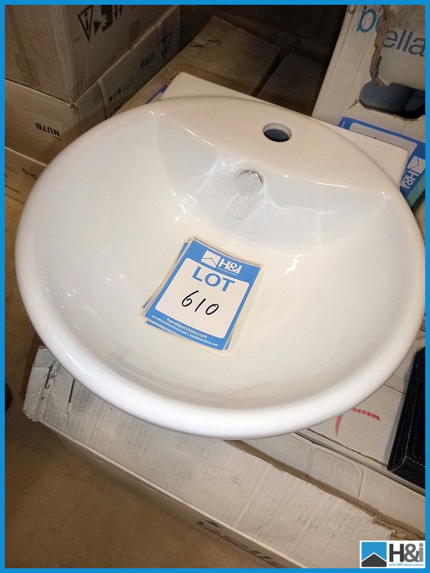 Victoria Plumb NU7B Basin 460mm x 470mm RRP £68 Appraisal: Viewing Essential Serial No: NA Location: