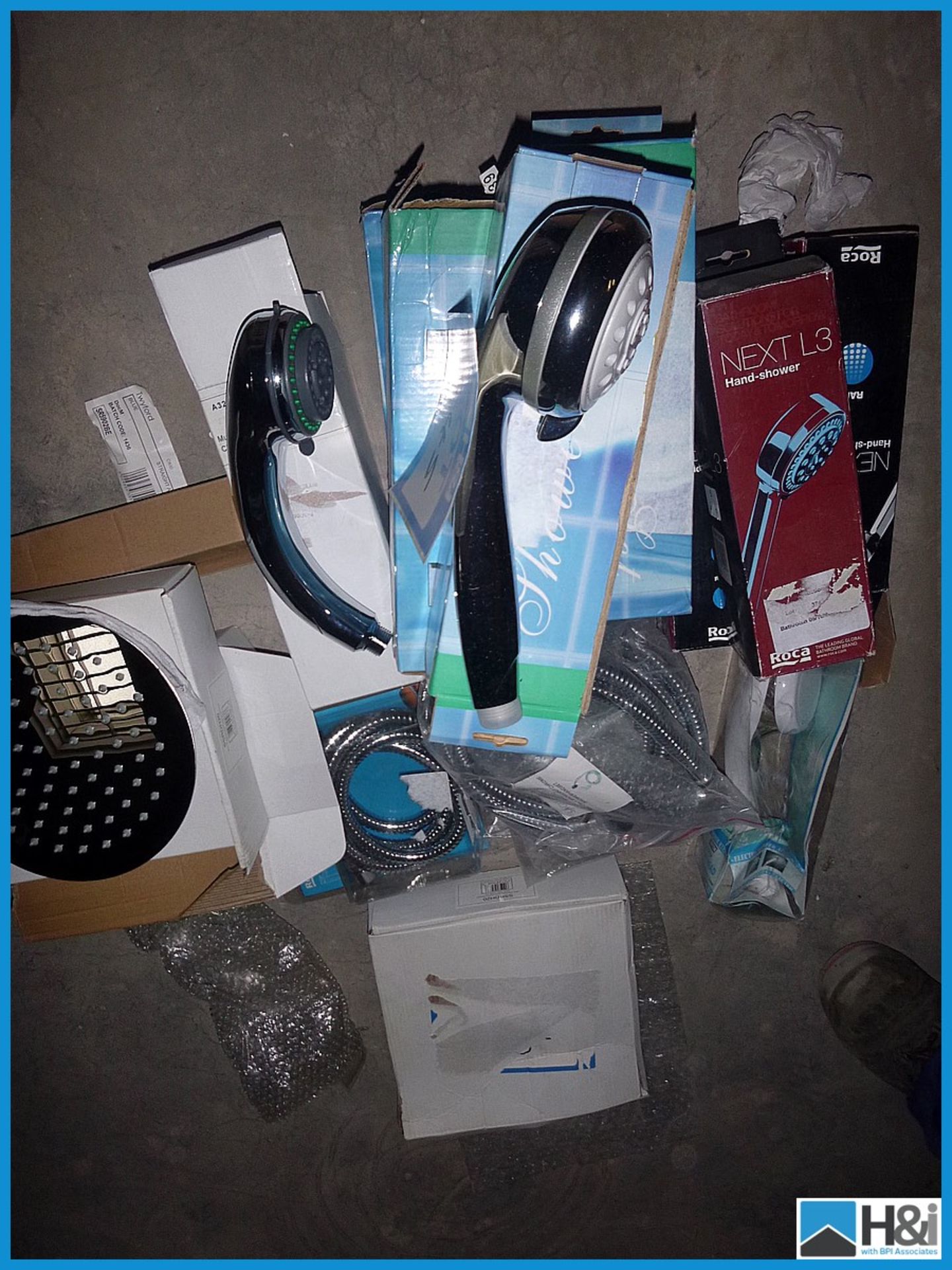 Quantity Of Shower Heads,Handset,Hoses RRP £90 Appraisal: Viewing Essential Serial No: NA - Image 2 of 2