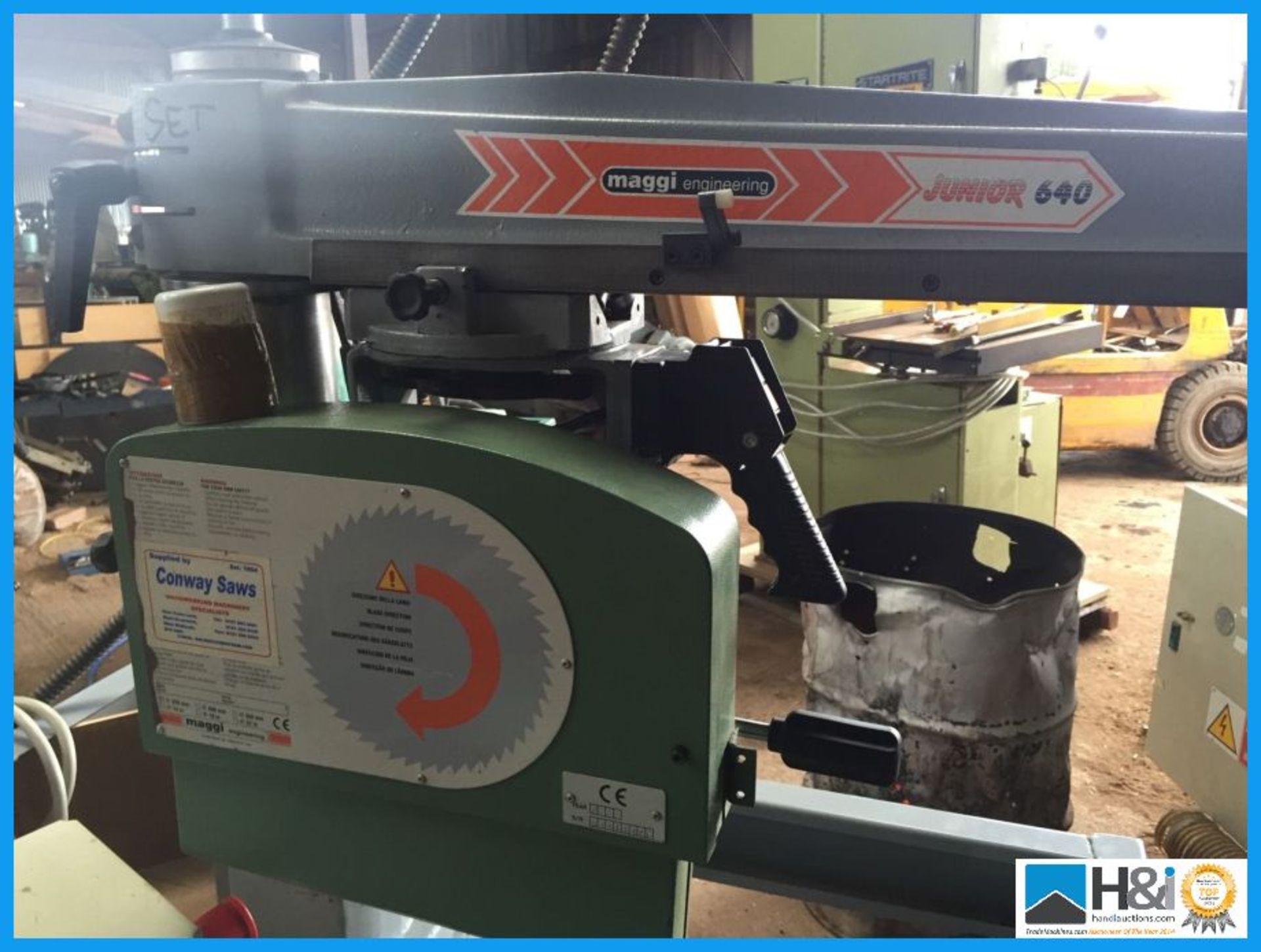 Maggie Junior 640 radial arm crosscut saw. It has a brake fitted and has been tested. Appraisal: - Image 6 of 10