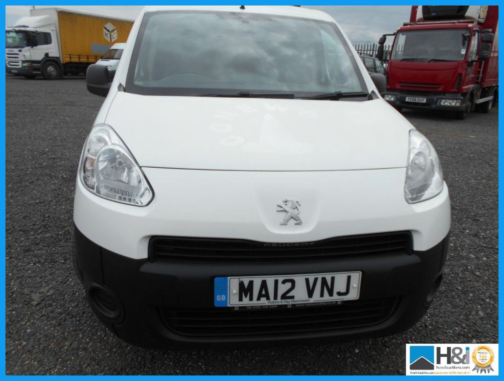 2012 '12' REG. PEUGEOT PARTNER 625 SE HDi. 3 SEATER. 1 OWNER. ELECTRIC WINDOWS. SIDE LOADING DOOR. - Image 12 of 12