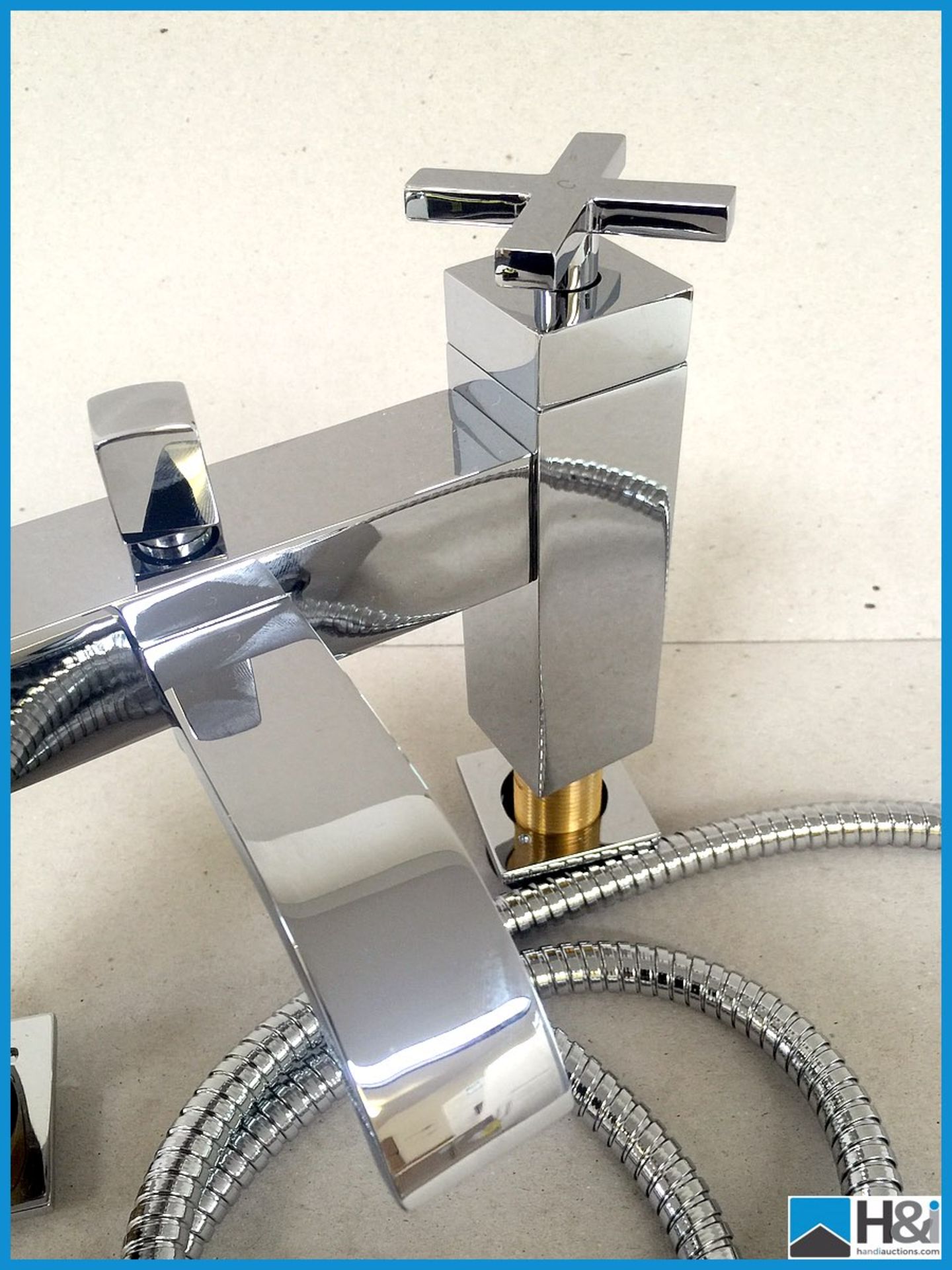 A beautiful Phoenix bath shower mixer tap set brand new in box polished chrome with contemporary - Image 5 of 5