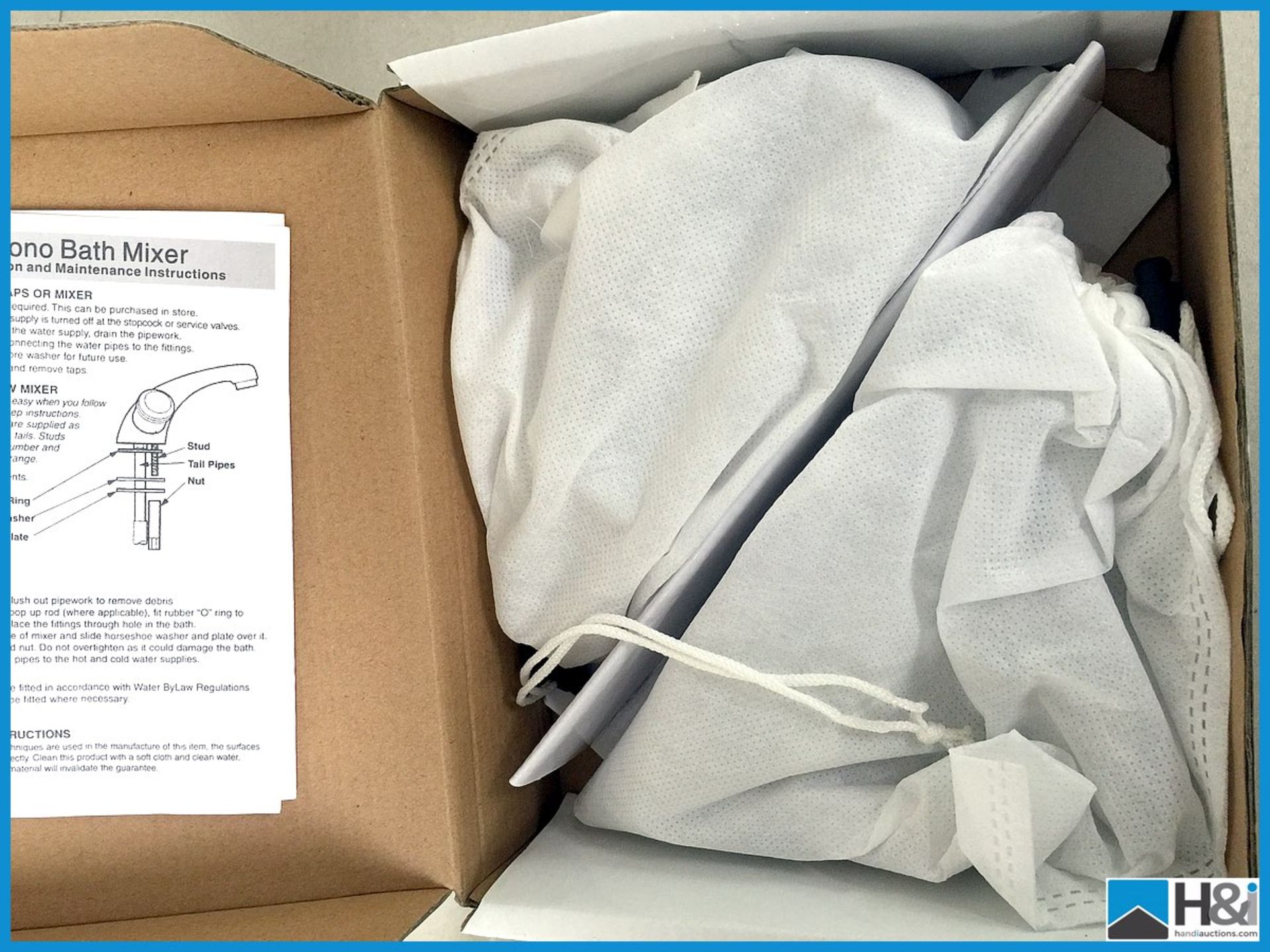 Pair of Beautiful Phoenix basin mixer taps with contemporary cross head design brand new in box - Image 4 of 5